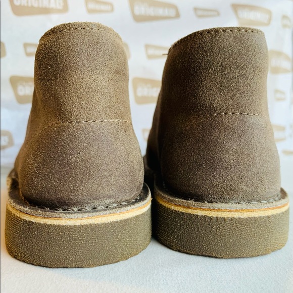 SOLD OUT‼️ NWT CLARKS Little Kid Size 12 & 13 UNISEX Classic Desert Boots - Picture 8 of 12